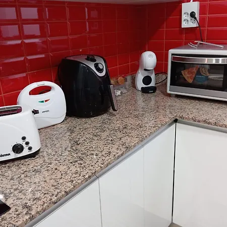 Aeropuerto 1 Holiday home *