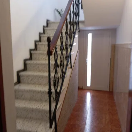Holiday home Aeropuerto 1 *