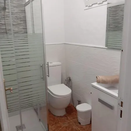 Holiday home Aeropuerto 1 *